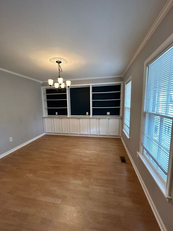 Building Photo - 2612 Tracewood Cir