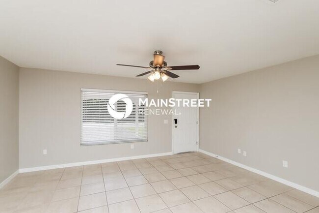 Foto del edificio - 3 Bedroom Pet-Friendly Home in PALM BAY, FL with Main Street Renewal