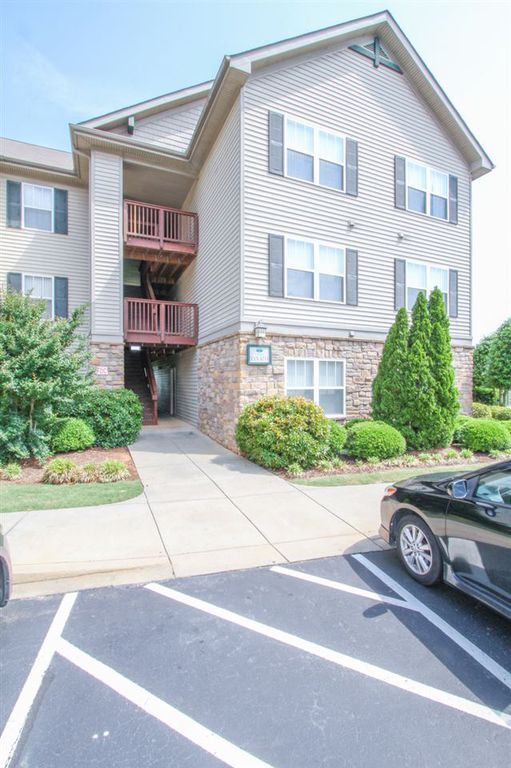 1011 Harts Cove Way, Seneca, SC 29678 Condo for Rent in Seneca, SC