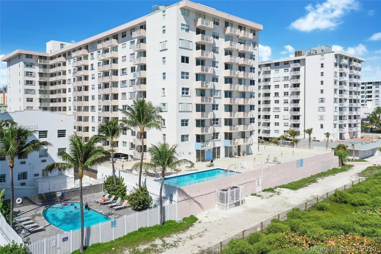 Primary Photo - 345 Ocean Dr