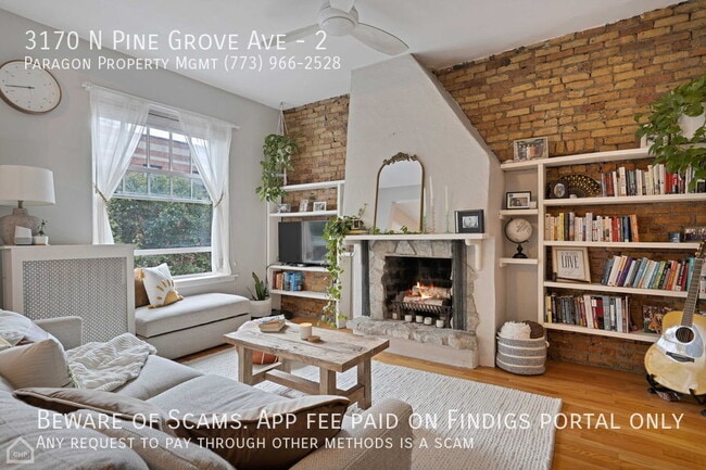 Building Photo - 3170 N Pine Grove Ave
