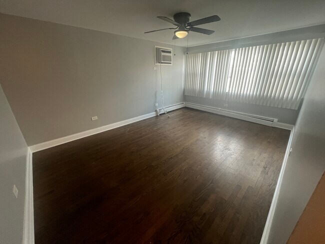 Foto del edificio - 6412 S Evans Ave