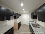 Foto principal - 1501 W 45th St
