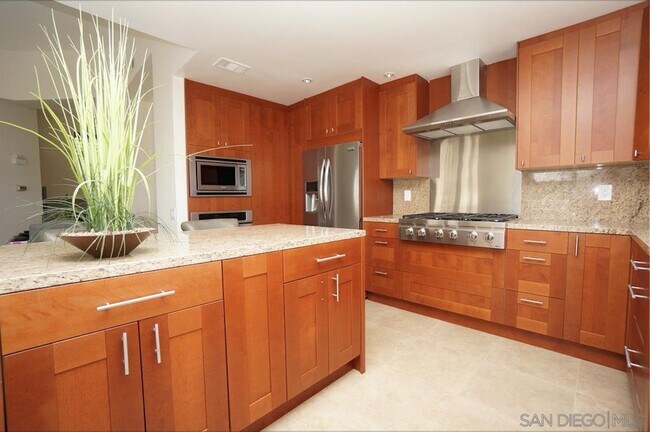 Building Photo - 1037 Clipper Ct