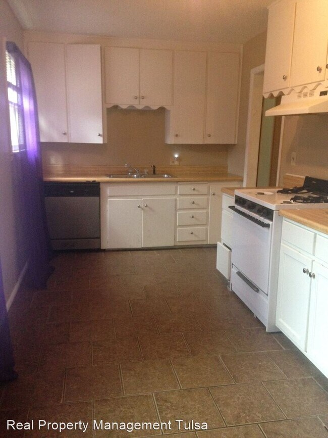 Foto del edificio - 3 br, 1 bath House - 4731 North Garrison Pl