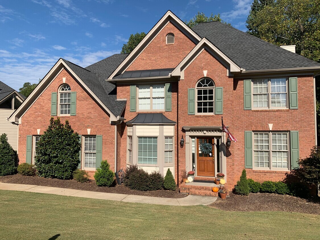 977 Lansfaire Xing, Suwanee, GA 30024 Apartments in Suwanee, GA