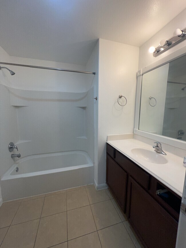 Foto del edificio - 20418 Red Canyon Creek Ln