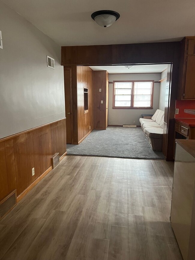 Foto del edificio - 524 Jefferson Ave