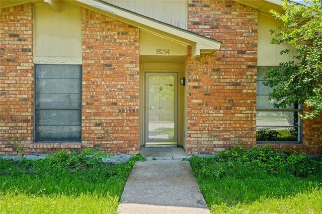 Building Photo - 9214 Vagas Dr