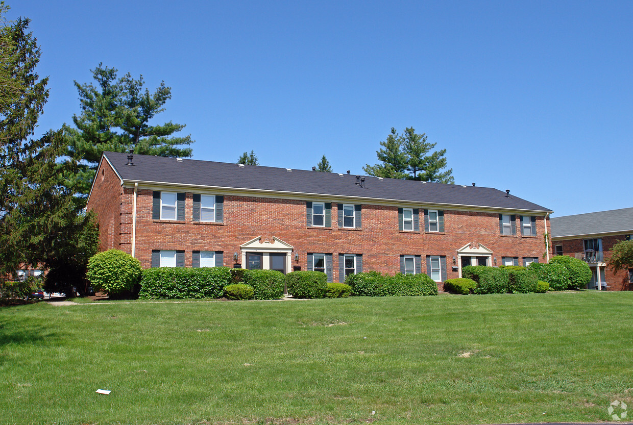 Foto principal - Revere Village Apartments