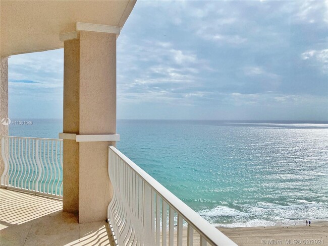 Building Photo - 1460 S Ocean Blvd