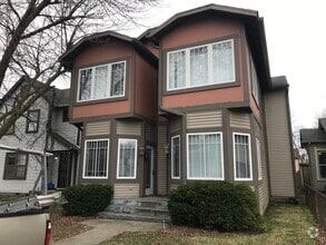 Front of house - 842 N California St