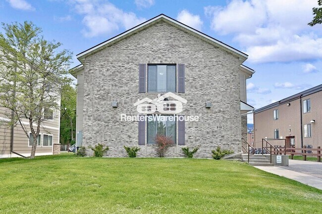 Foto del edificio - 918 17th Ave SE