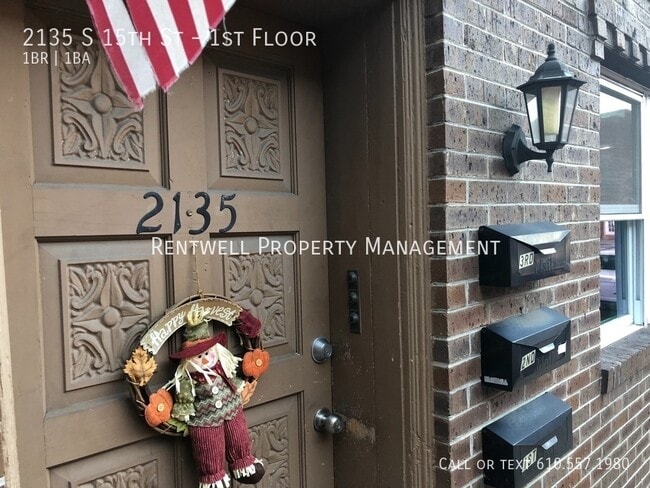 Building Photo - 2135 S 15th St