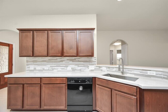 Building Photo - 10902 Harston Dr