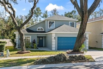 Building Photo - 214 Pinewood Dr