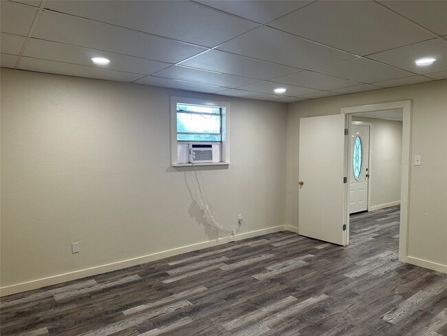 Foto del edificio - 2318 Manvel Rd