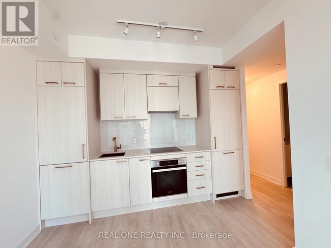 Photo du bâtiment - 634 Church St