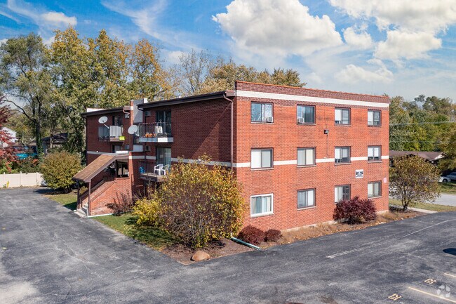 Building Photo - 8650 S 84th Ct