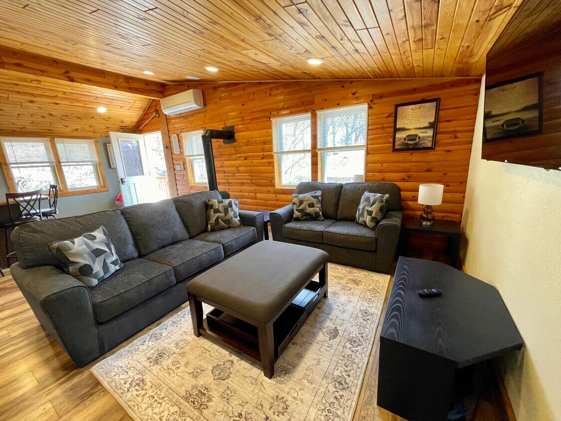 Foto principal - 2154 Twin Springs Rd