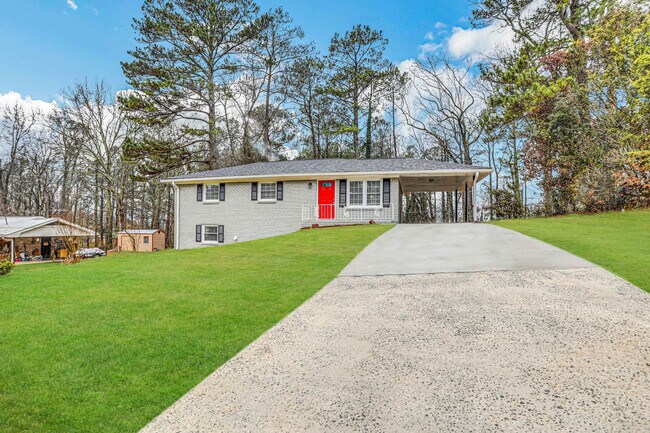 Foto del edificio - 3780 Cherokee Trails Dr Sw