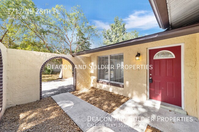 Foto del edificio - 1717 NE 28th Pl