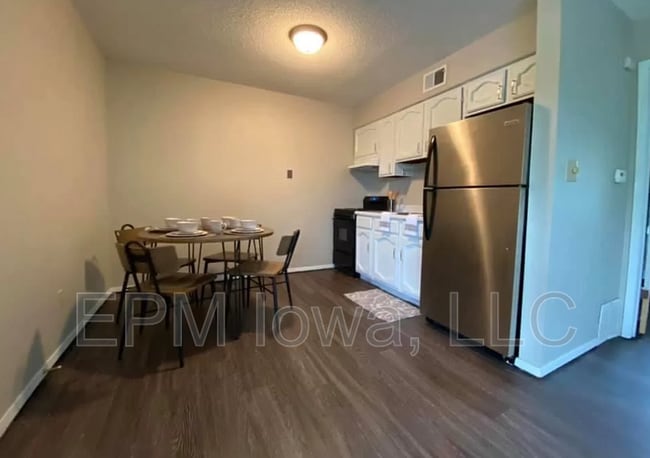 Building Photo - 130 Sherwood Ct