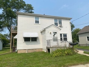 Building Photo - 912 Mather St