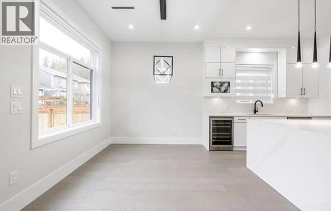 Photo du bâtiment - 23087-23134 134 Loop