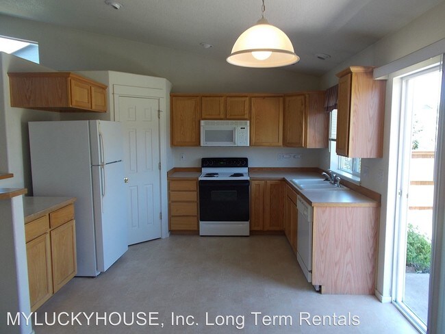 Foto del edificio - 1607 NW Teak Ave