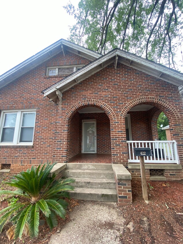 Primary Photo - 422 Piedmont Ave