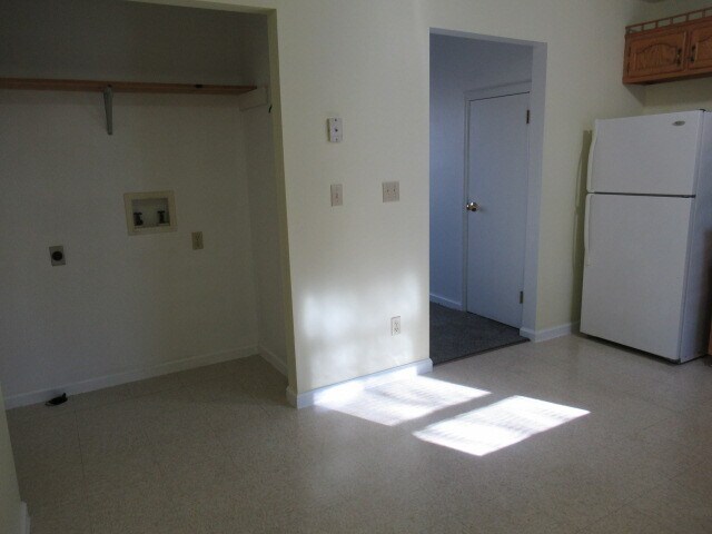 Foto del edificio - 2630 Forest View Rd