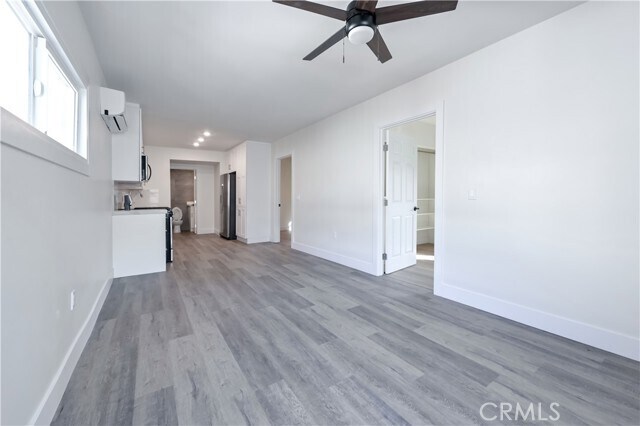 Building Photo - 1120 Orizaba Ave
