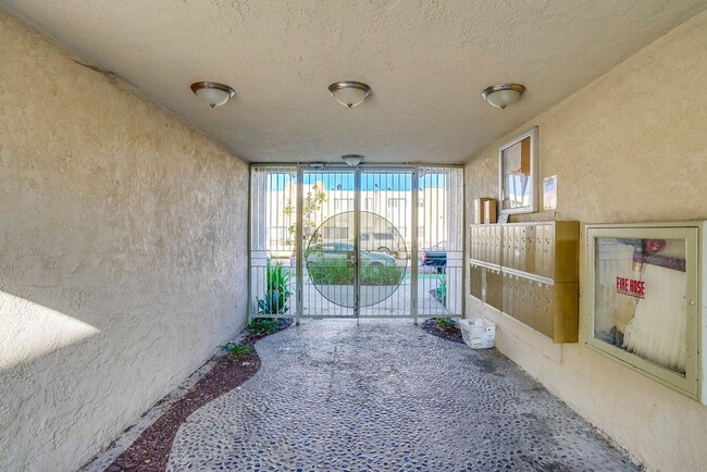 Foto del edificio - 6419 10th Ave.