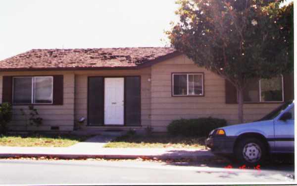 Building Photo - 2550 Bowers Ave