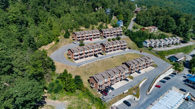 Marina Townhome Aerial View - 59 Mont Chateau Rd