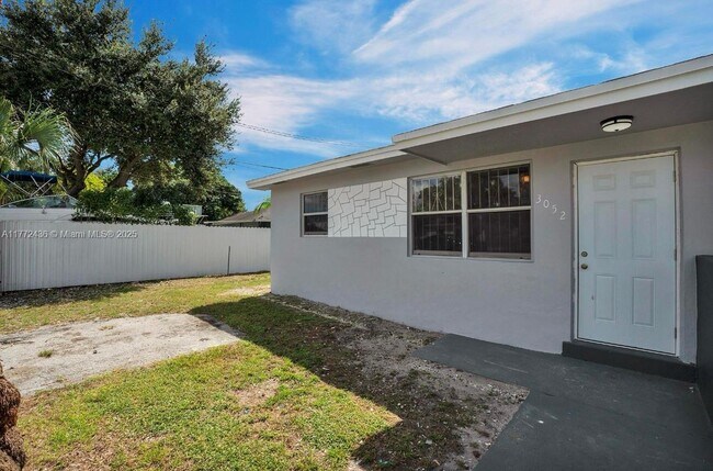 Building Photo - 3056 NW 78th St