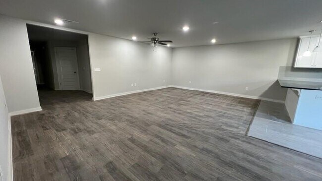 Foto del edificio - 305 Tricha Cir SW