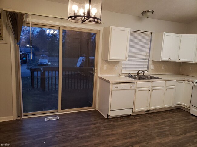 Foto del edificio - 2 br, 1.5 bath  - 7191 Walnut Ave Walnut 7191