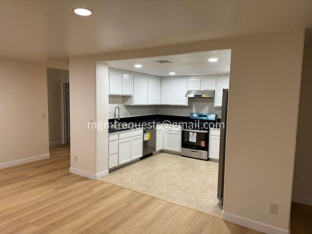Photo - 11943 Olive Street, Unit B