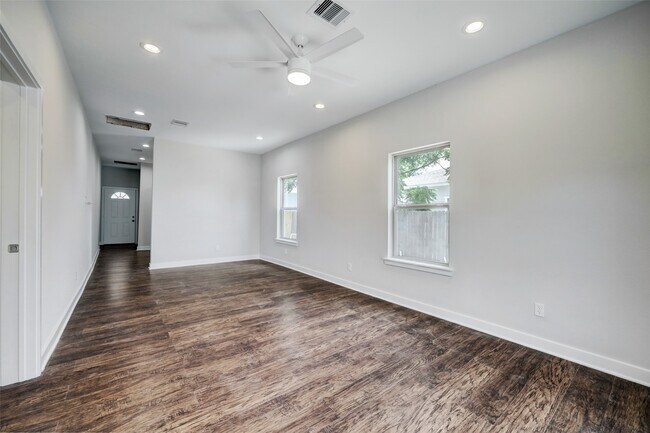 Foto del edificio - 1601 Bigelow St