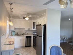 Primary Photo - 133 Saxony Trail