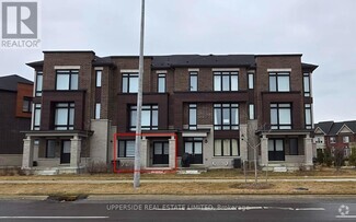 Building Photo - 11 Holyrood Cres
