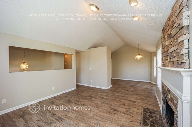 Foto del edificio - 128 Megan Way