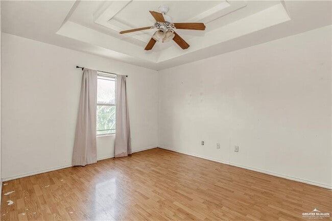 Building Photo - 1303 W Fig Ave