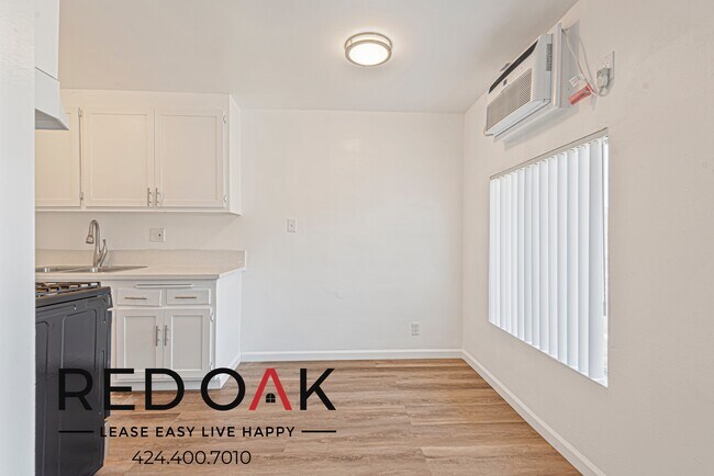 Foto del edificio - 14121 Shoemaker Ave