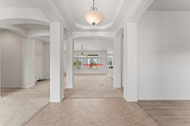 Foto del edificio - Luxury 5bd/3ba/3car Home in Pebble Creek  ...