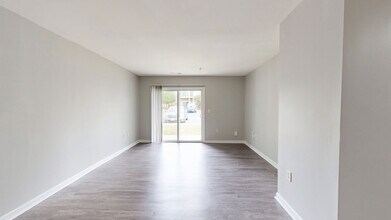 Interior Photo - Bradlee Danvers