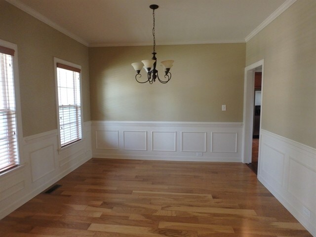 Building Photo - 100 Millwood Dr