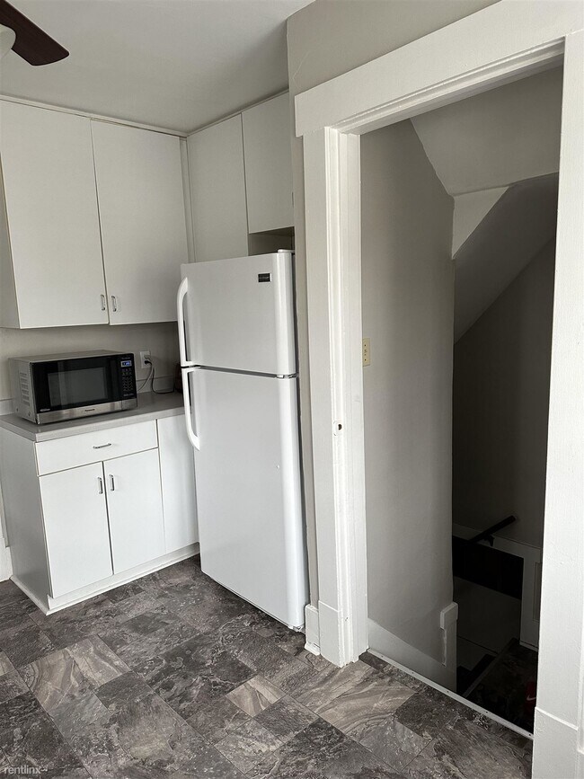 Foto del edificio - 2 br, 1 bath House - 204 South Linden Avenue